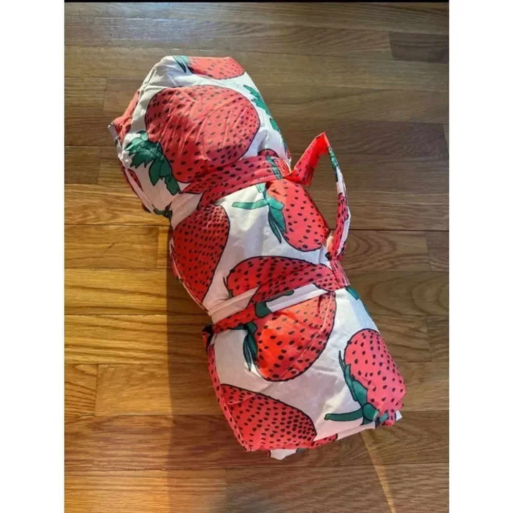 BAGGU Puffy Printed Picnic Blanket Urban Outfitters NEW